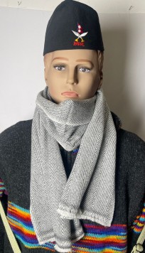 grey-and-white-herringbone-cashmere-scarf-exclusive-cashmere
